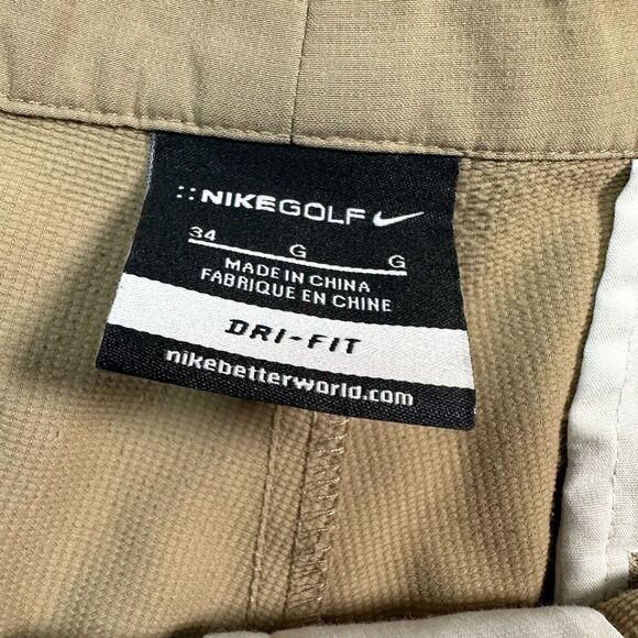NWOT NIKE Men’s Khaki Golf Cargo Moisture Wicking Shorts - Size 34 - Picture 3 of 6